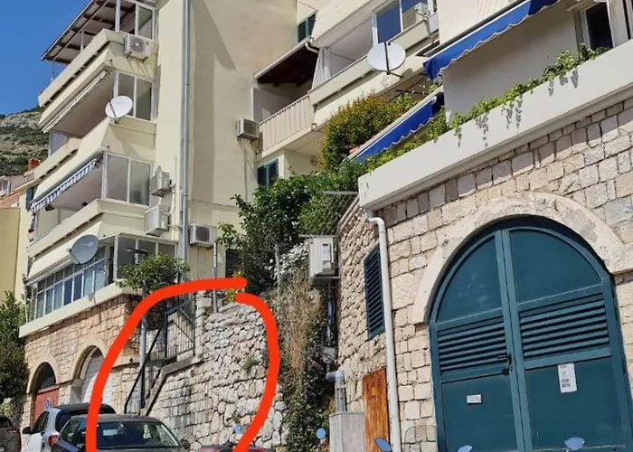 Διαμέρισμα Charming With Terrace And Old Town View - One Bedroom With Terrace